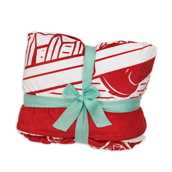 NWT Disney Mickey and Minnie Mouse Holiday Cozy Fleece Throw Blanket 50x60 - Picture 4 of 5